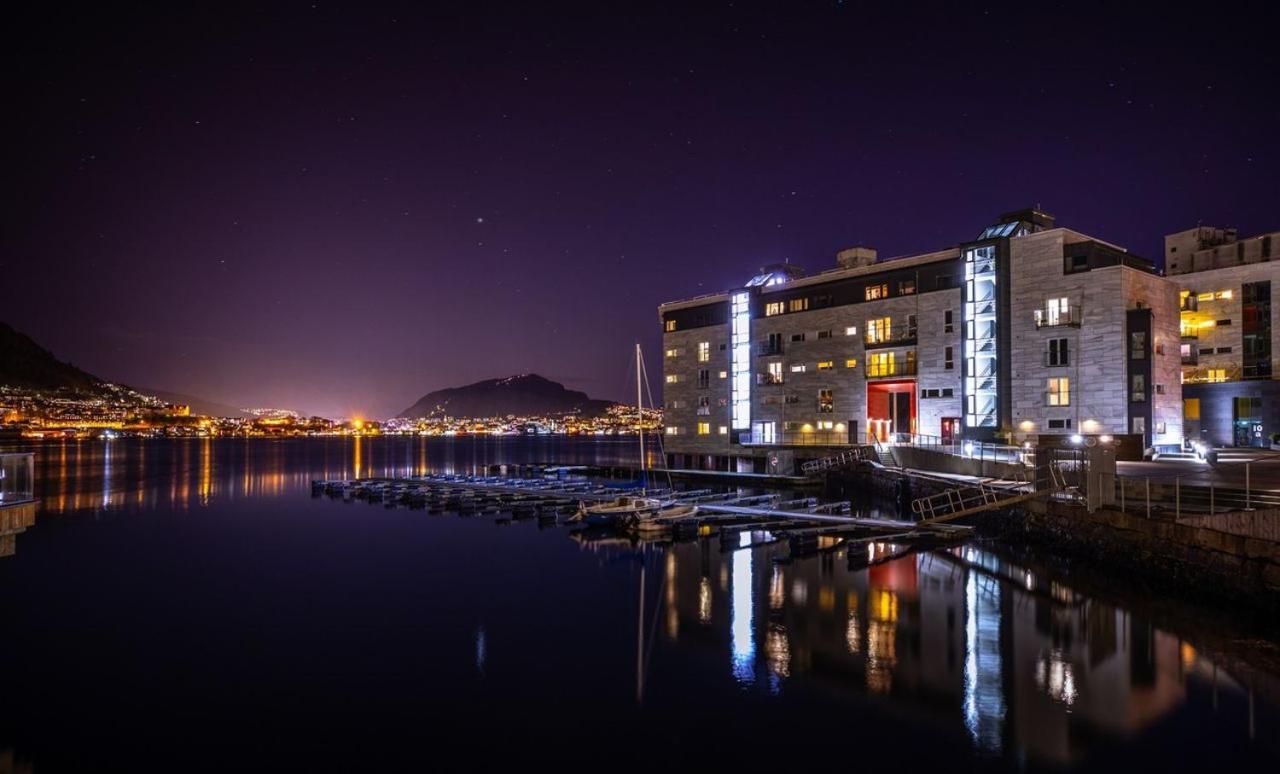New Penthouse Apartment With Sea View In Bergen Centrum Luaran gambar