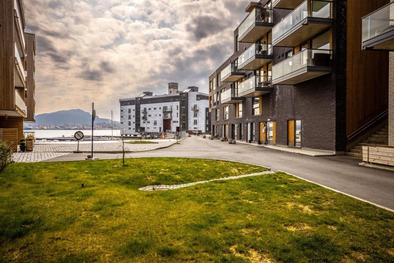 New Penthouse Apartment With Sea View In Bergen Centrum Luaran gambar